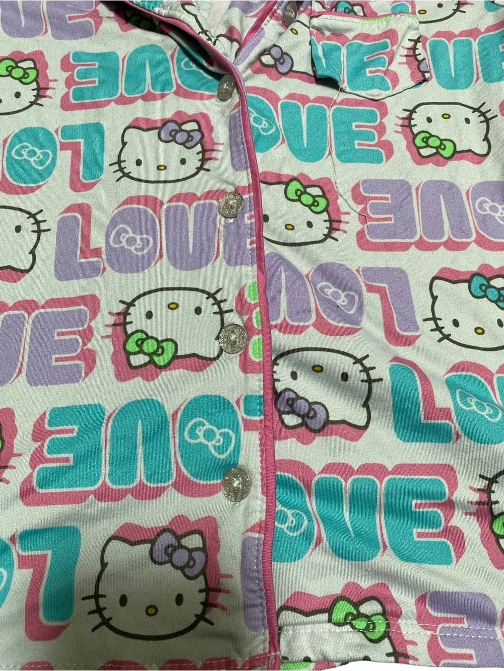 Kids' Hello Kitty Short Pajama Set in Pastel Rainbow Love Print